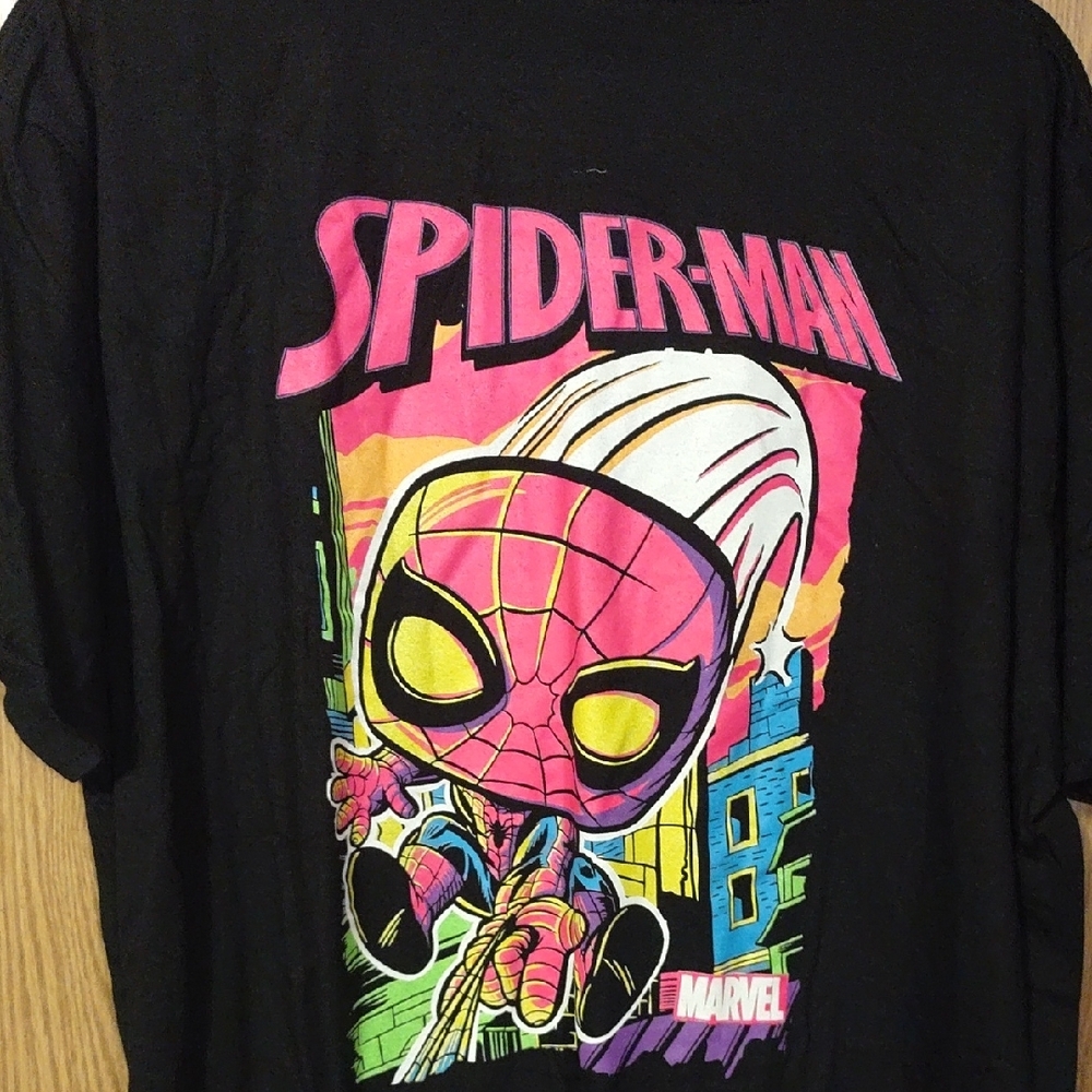 Pop Tees Marvel Spiderman Tshirt